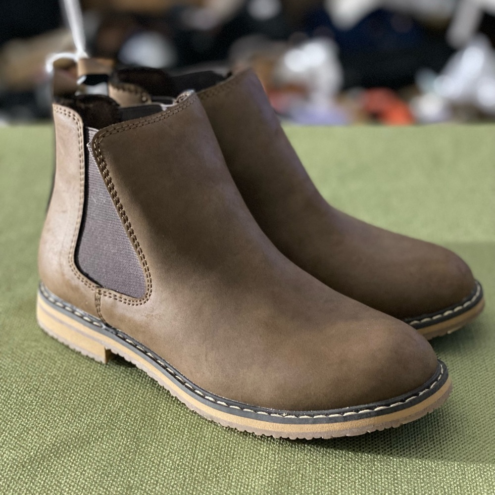 Boys boots